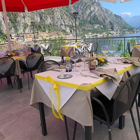 Hotel Alla Noce Limone sul Garda Exterior photo