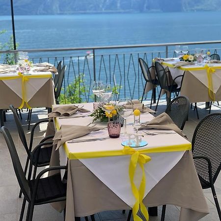 Hotel Alla Noce Limone sul Garda Exterior photo