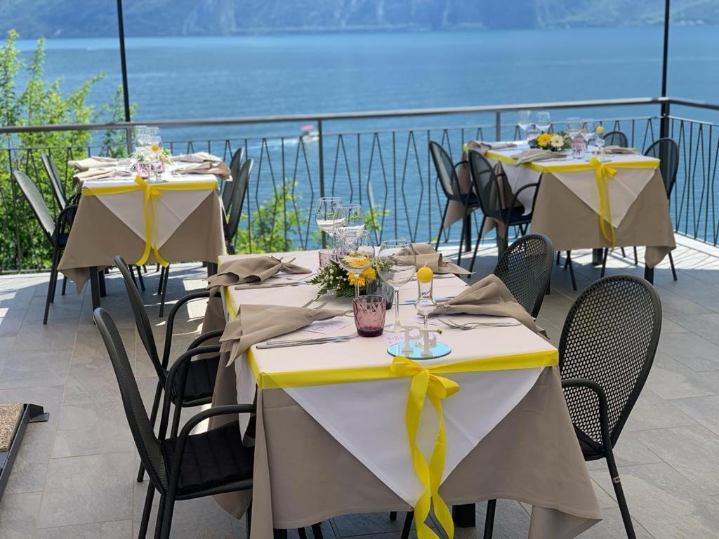 Hotel Alla Noce Limone sul Garda Exterior photo